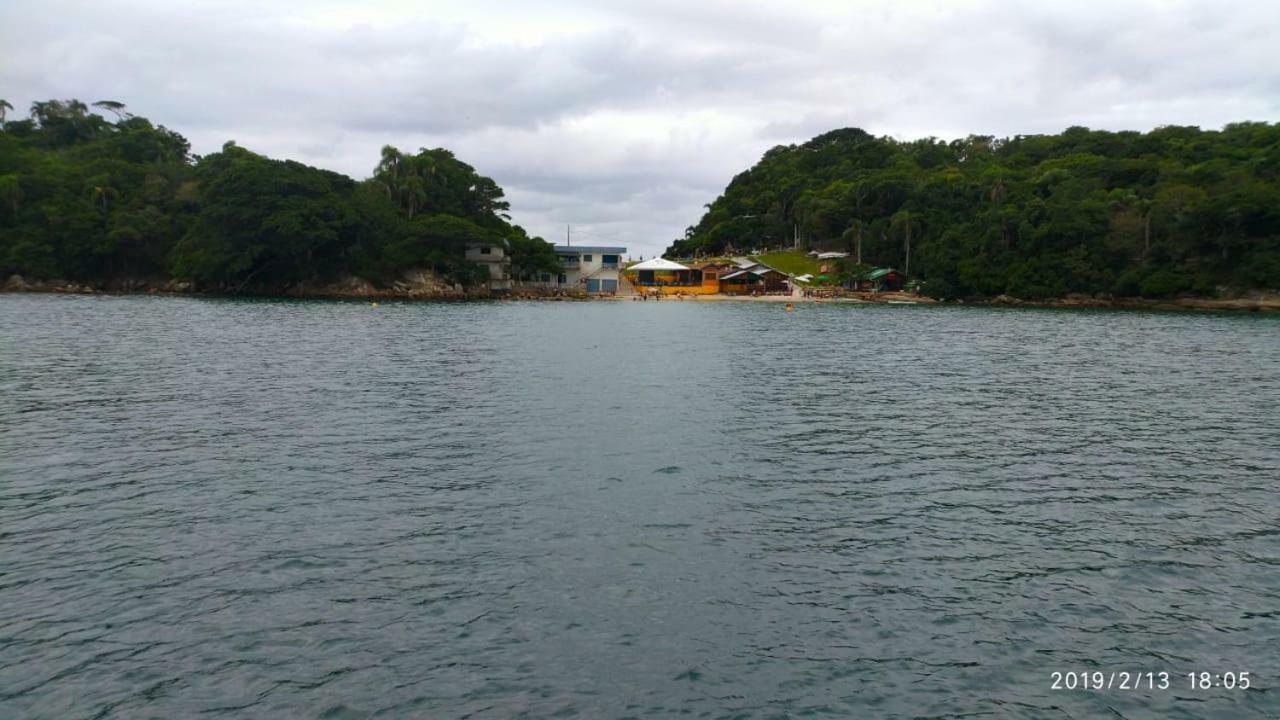Praia De Bombinhas Res Solar Das Bromelias Екстериор снимка